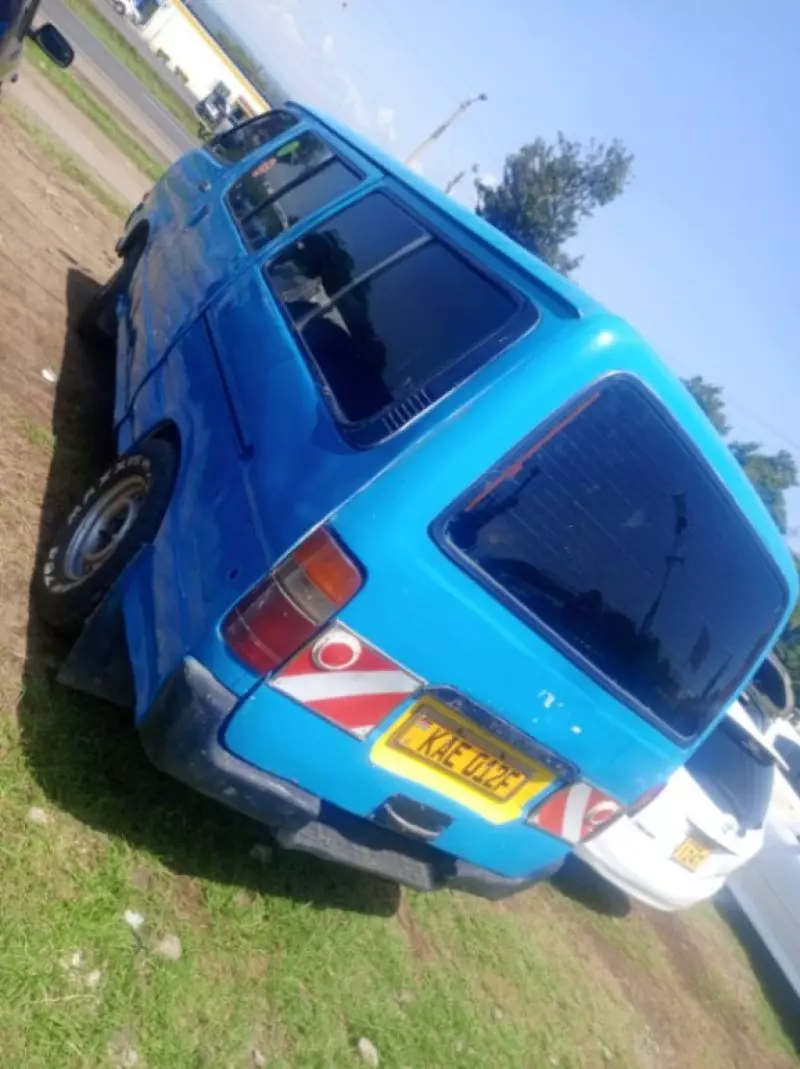 Toyota Hiace   - 1999