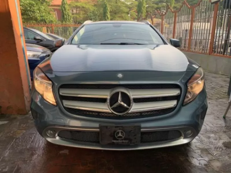 Mercedes-Benz GLA-Class