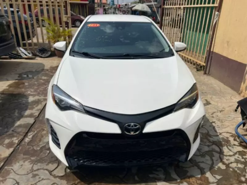 Toyota Corolla   - 2017