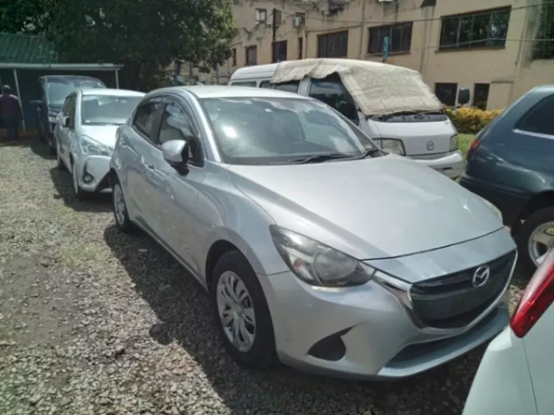 Mazda Demio   - 2018