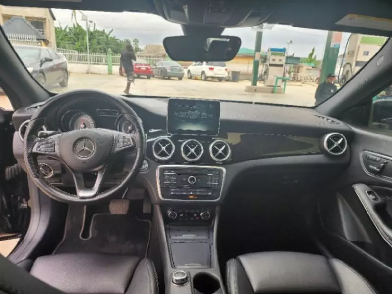 Mercedes-Benz CLA 250   - 2016