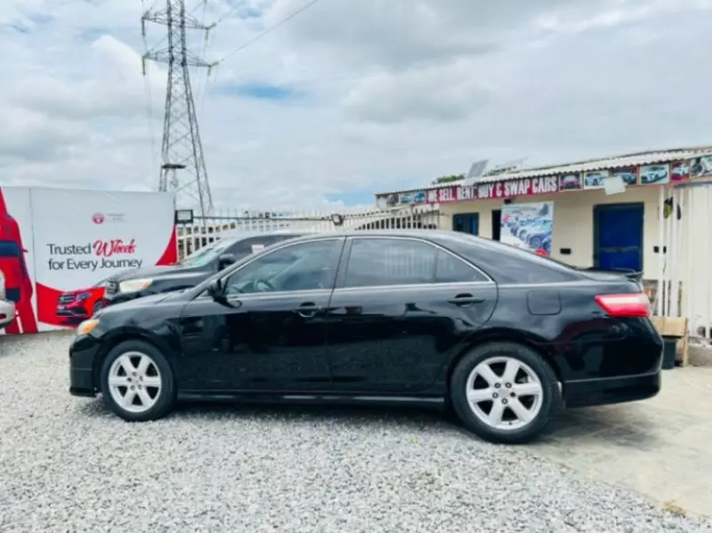 Toyota Camry   - 2007
