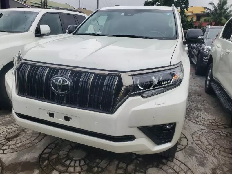 Toyota Landcruiser Prado   - 2022