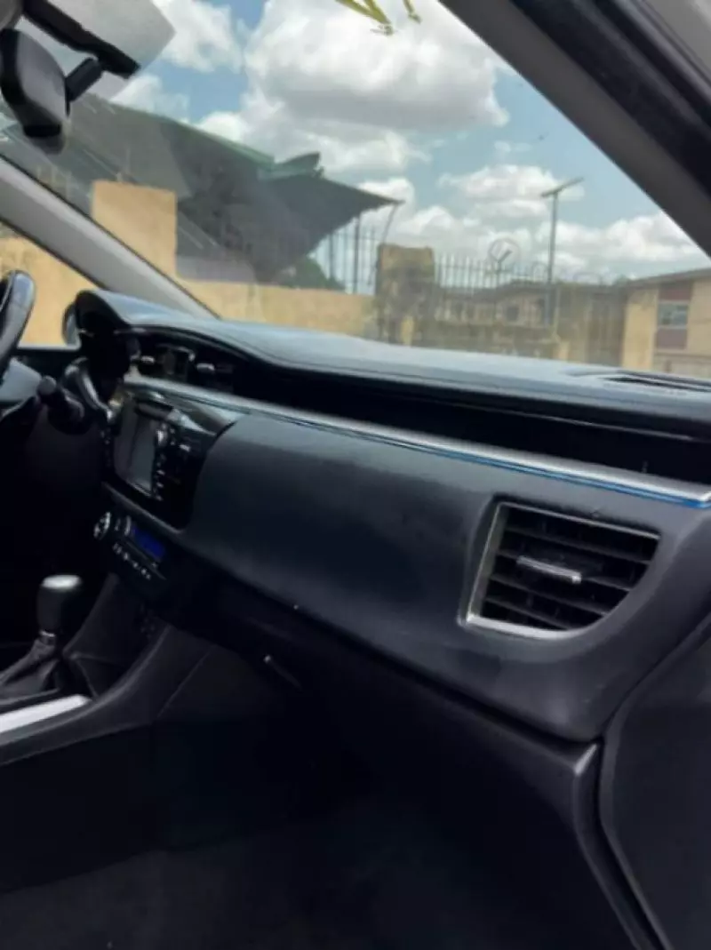 Toyota Corolla Sport   - 2015
