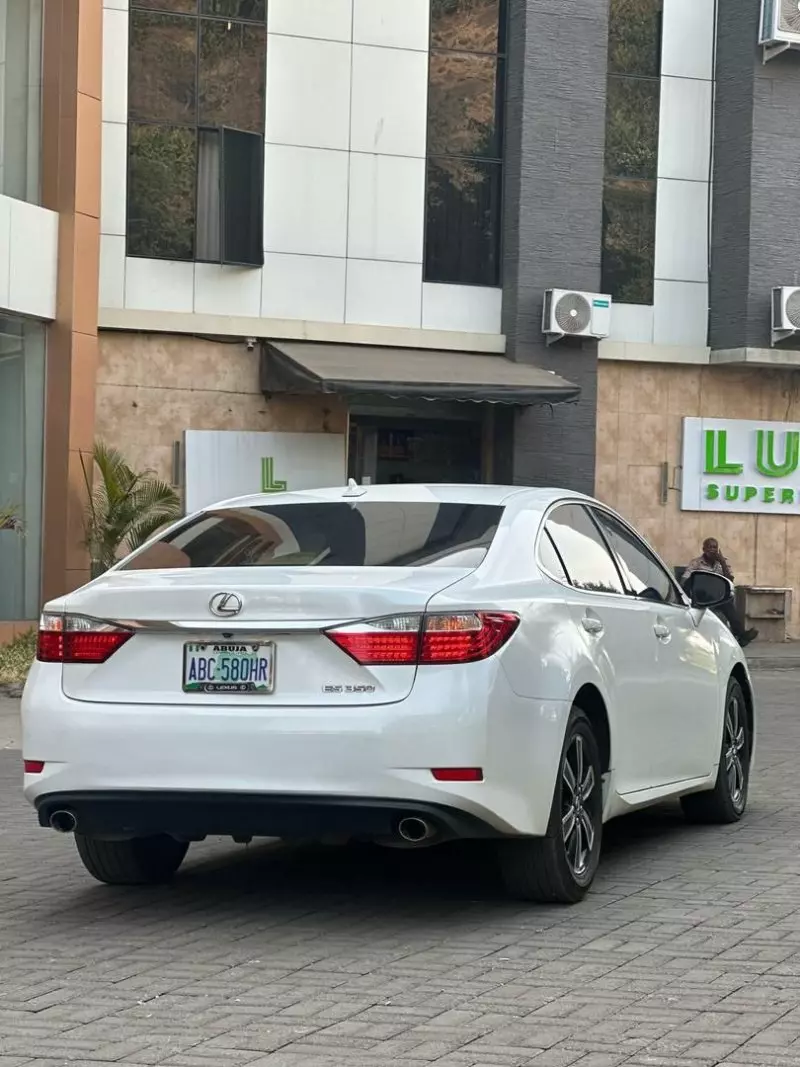 Lexus ES 350   - 2014