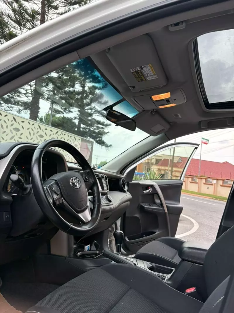 Toyota RAV 4   - 2016