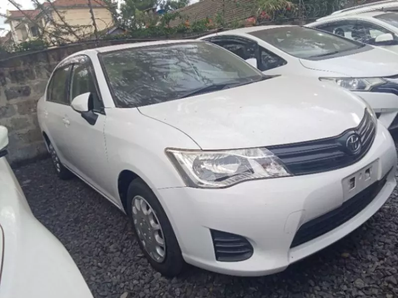 Toyota Axio    - 2015