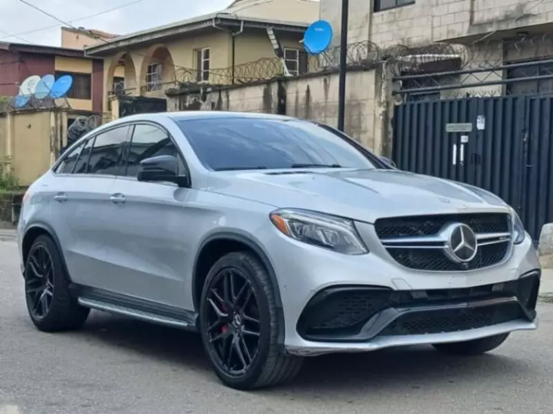 Mercedes-Benz GLE-Class   - 2017