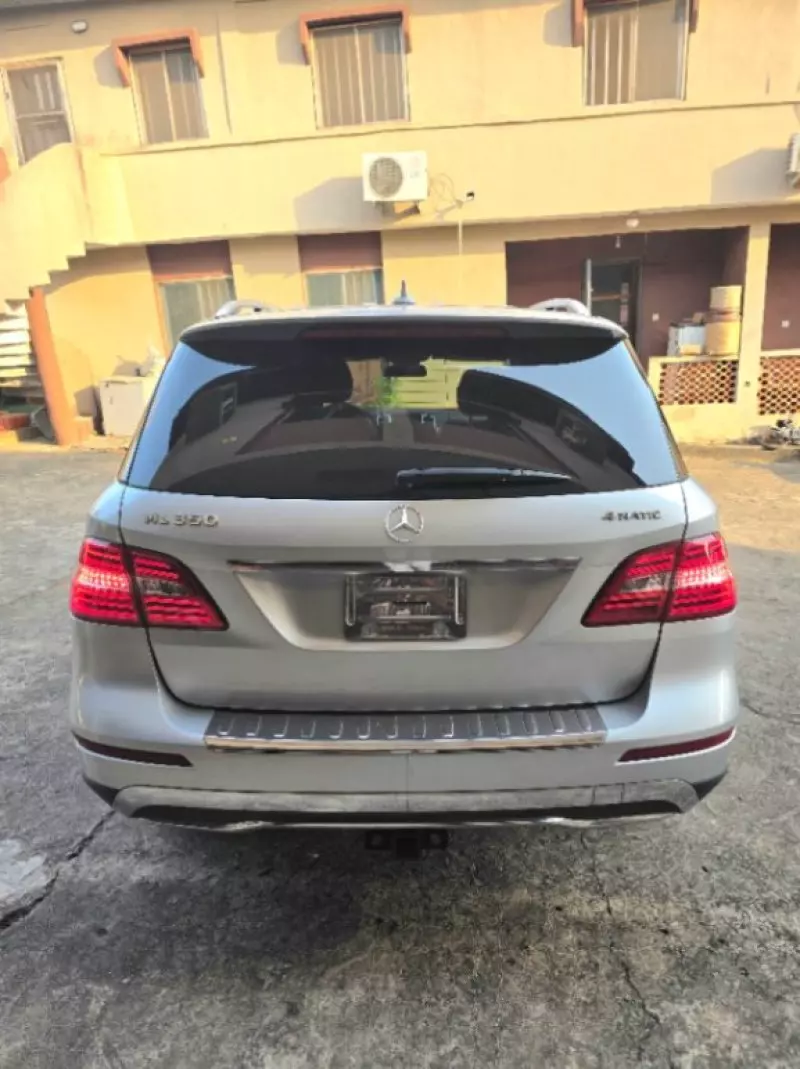 Mercedes-Benz ML 350