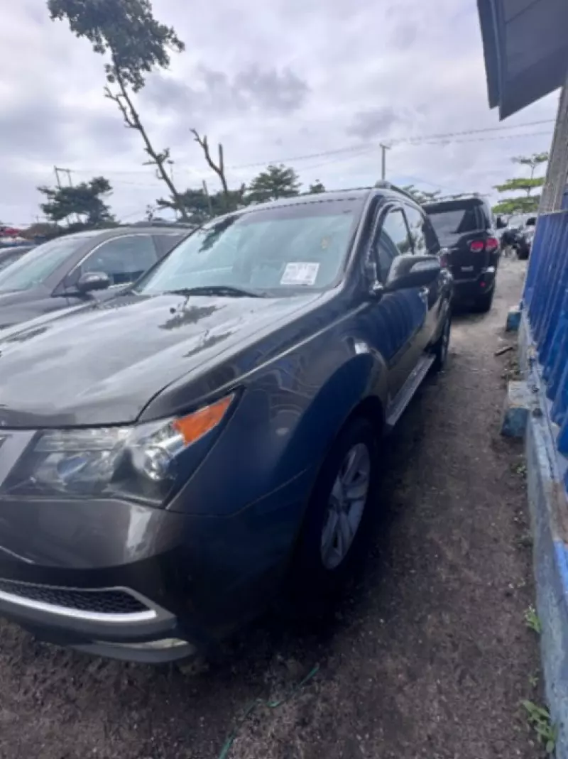 Acura MDX   - 2010