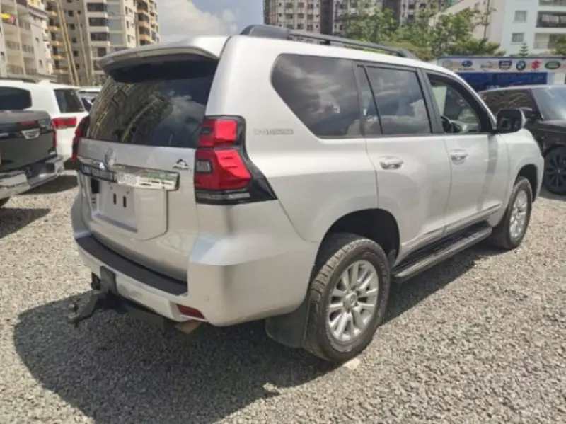 Toyota Landcruiser prado TX   - 2017