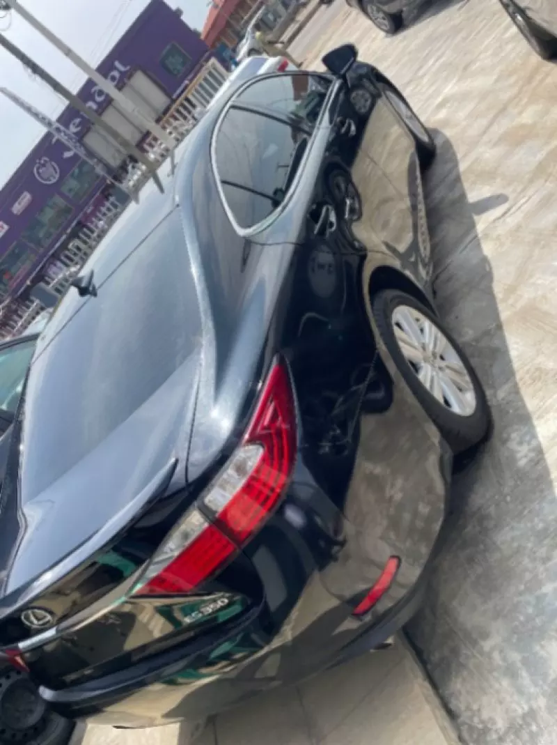 Lexus ES 350   - 2014