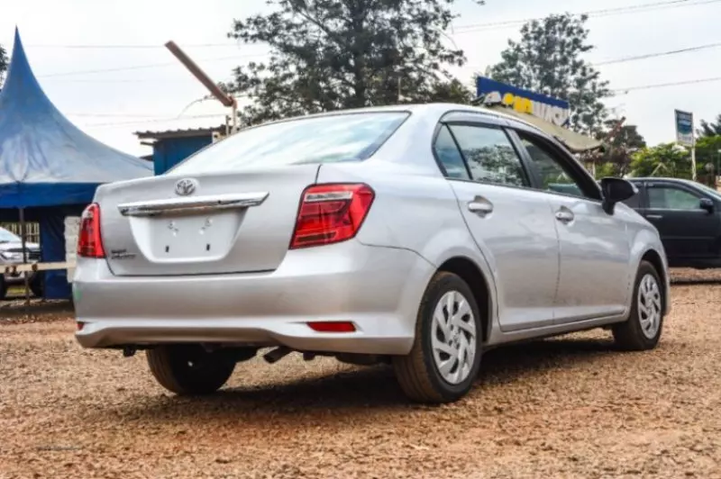 Toyota Axio    - 2018