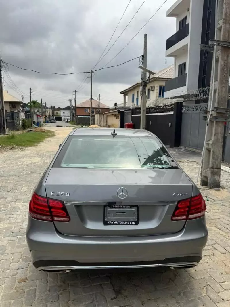 Mercedes-Benz E 350   - 2014