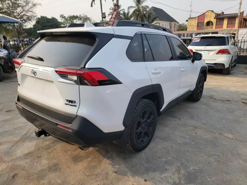 Toyota Rav4   - 2020