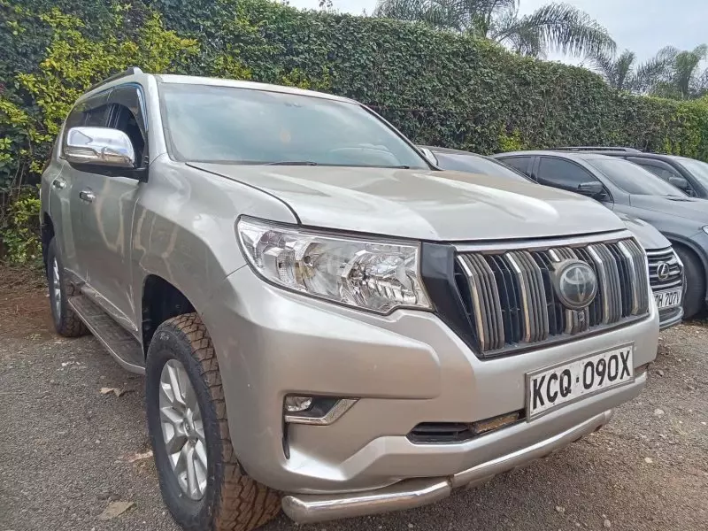 Toyota Landcruiser Prado   - 2014