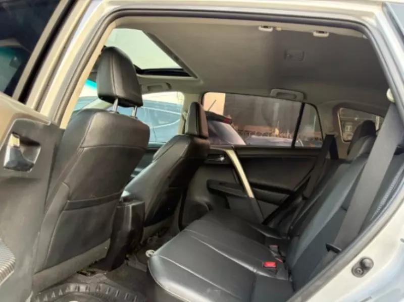 Toyota RAV4   - 2013