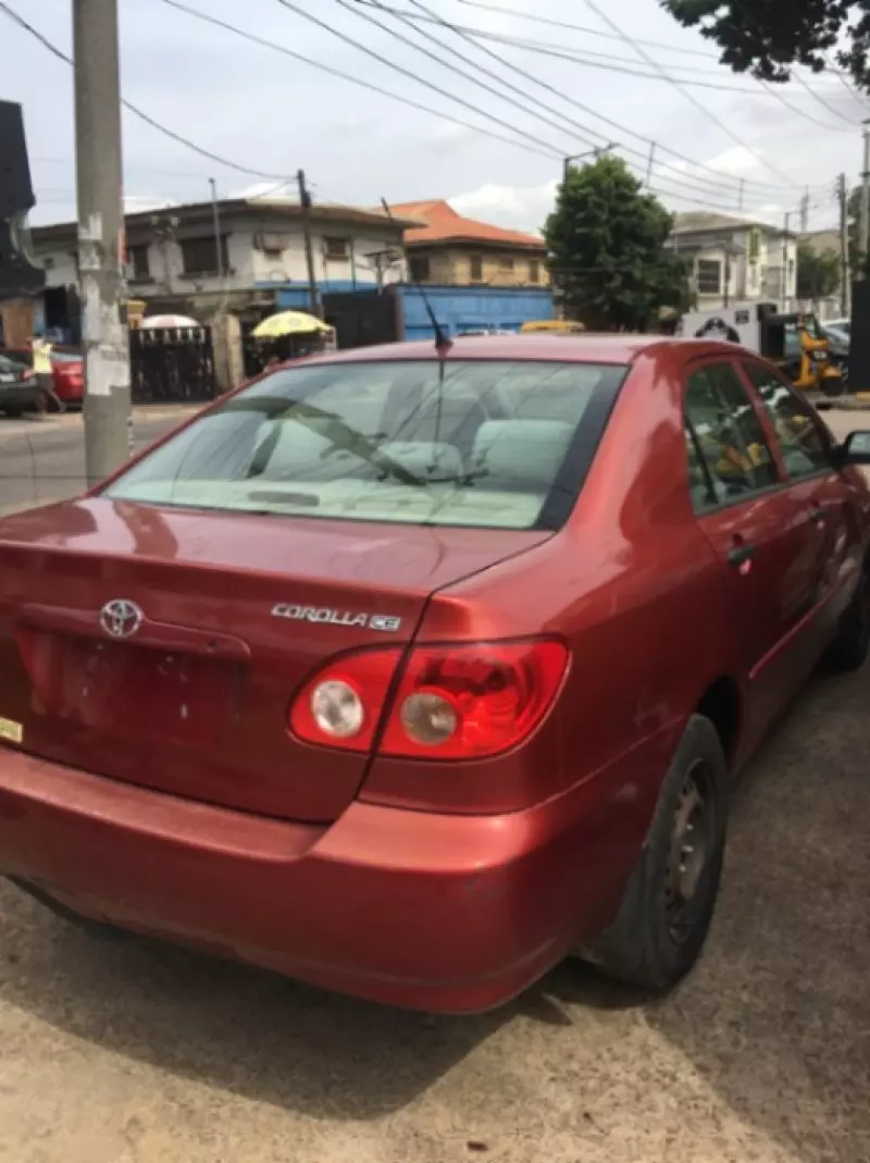 Toyota Corolla   - 2006