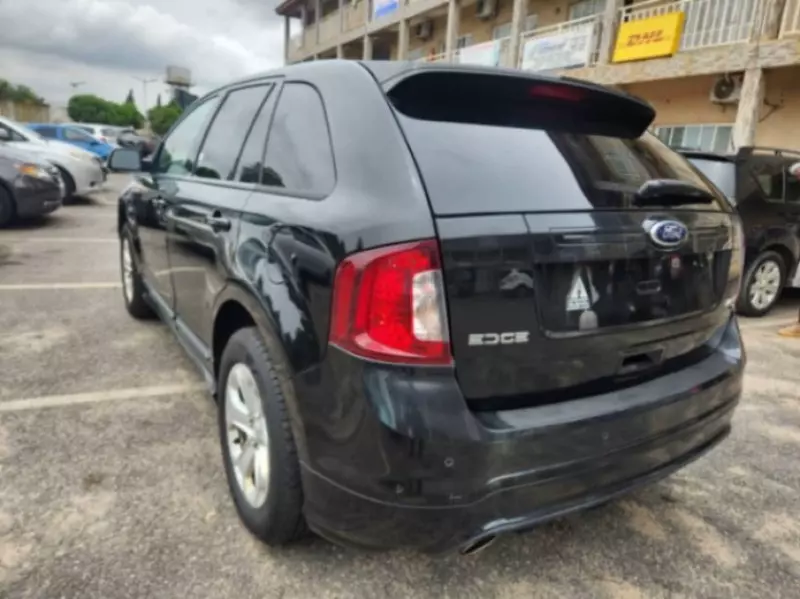 Ford Edge   - 2013