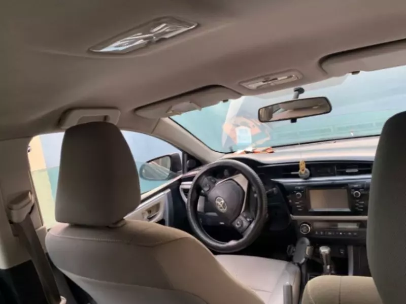 Toyota Camry   - 2012