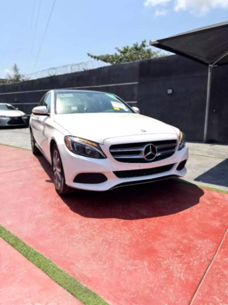 Mercedes-Benz C-Class - 2015