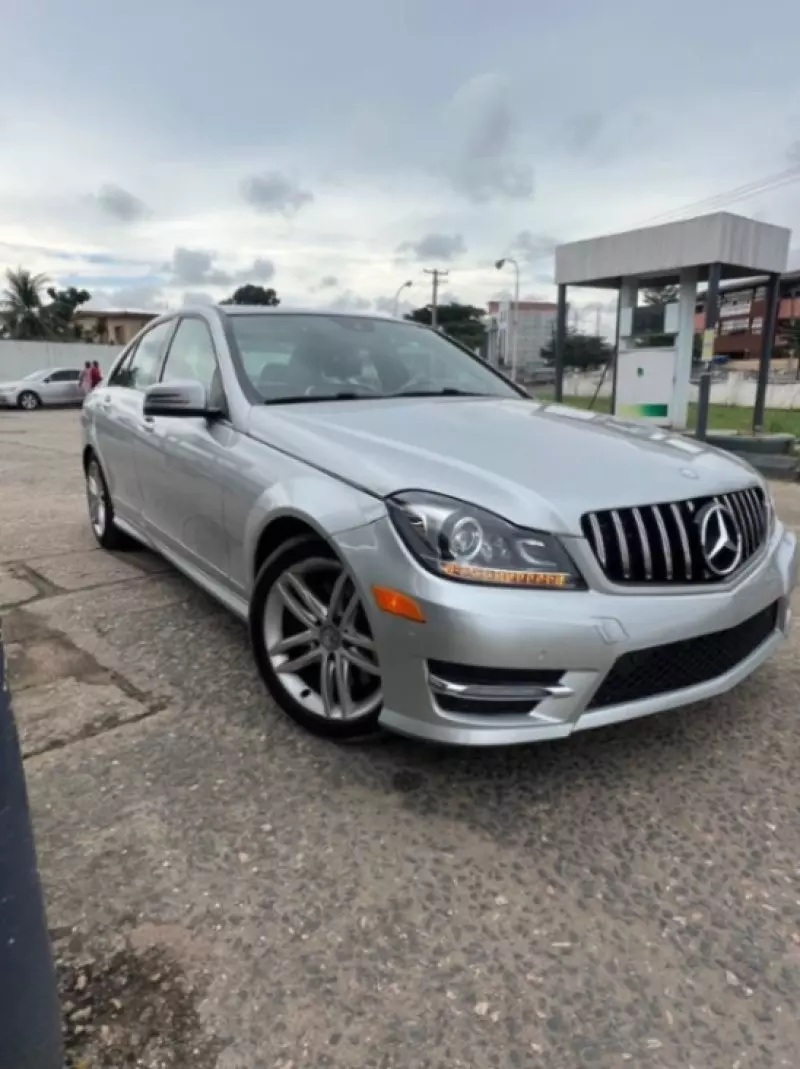 Mercedes-Benz C-Class   - 2013