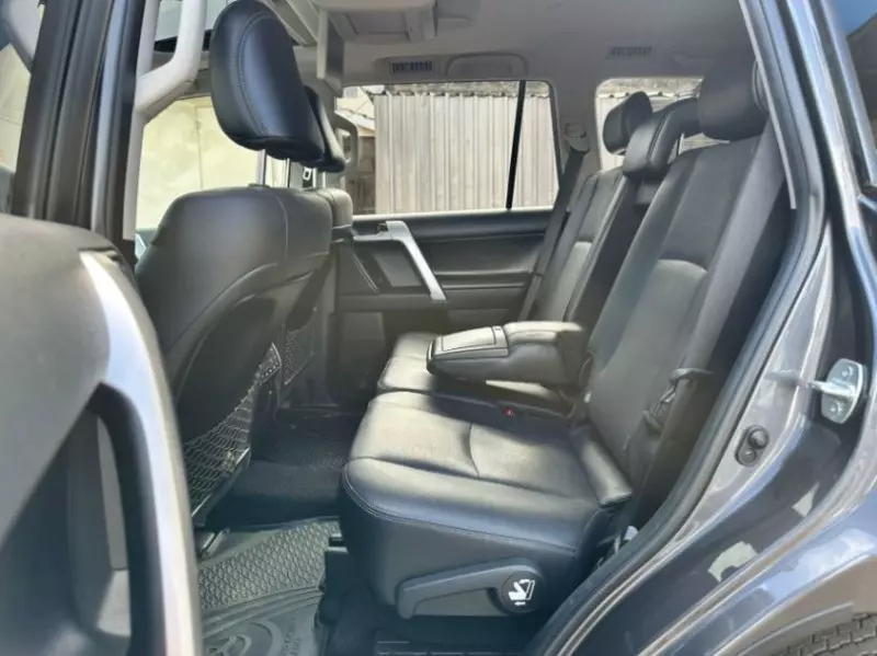 Toyota Landcruiser Prado