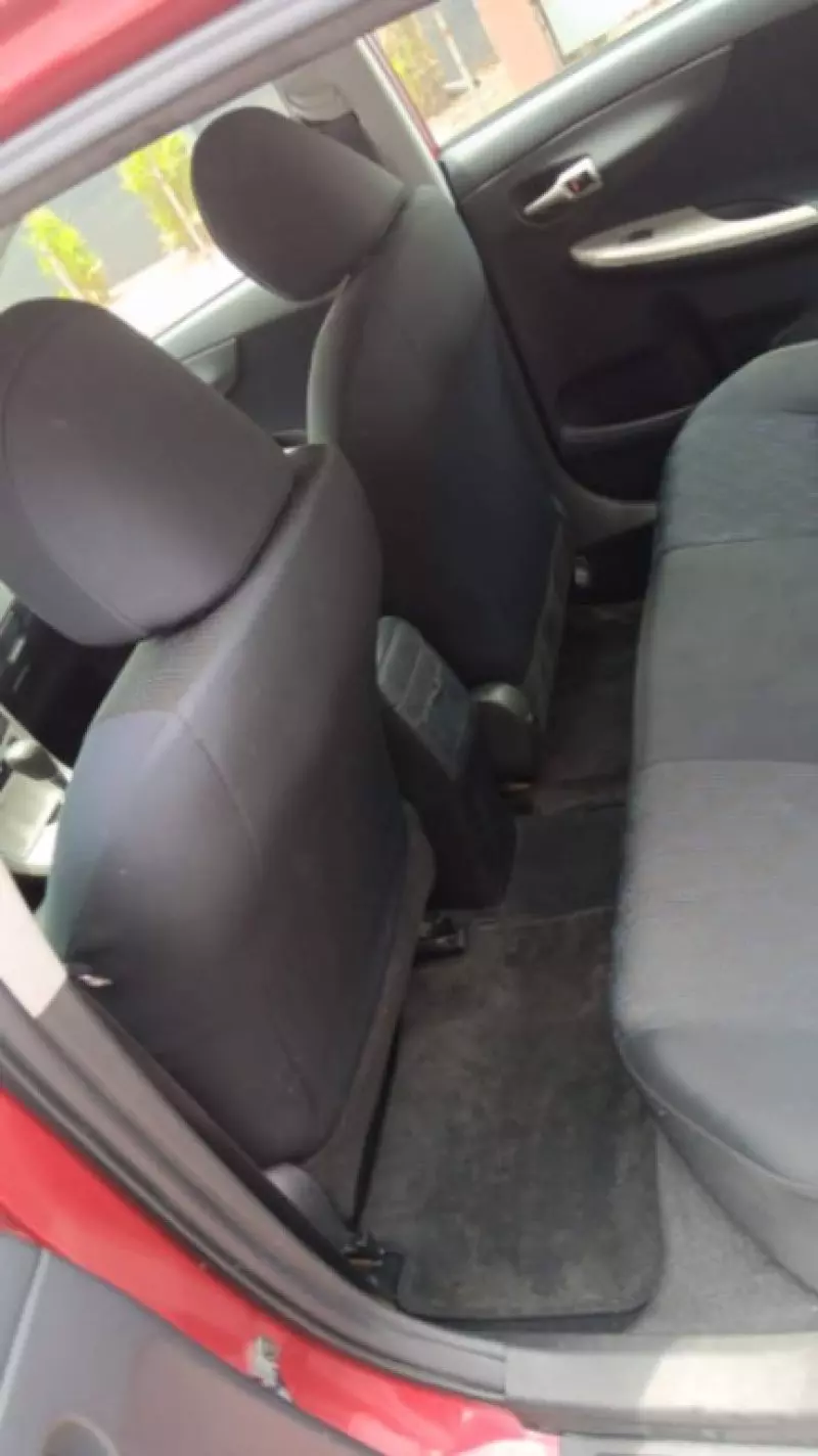 Toyota Corolla   - 2010