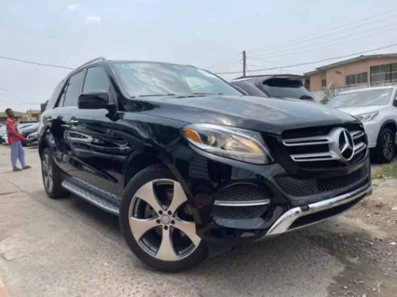 Mercedes-Benz GLE 350   - 2016