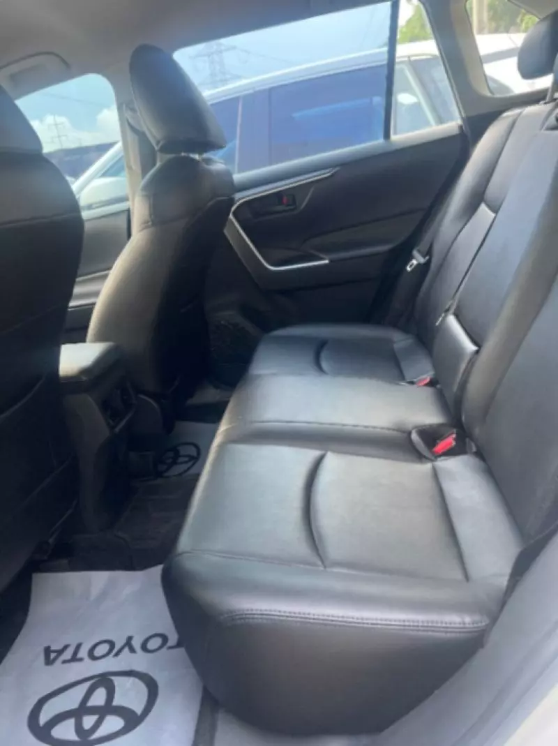 Toyota Rav4   - 2021