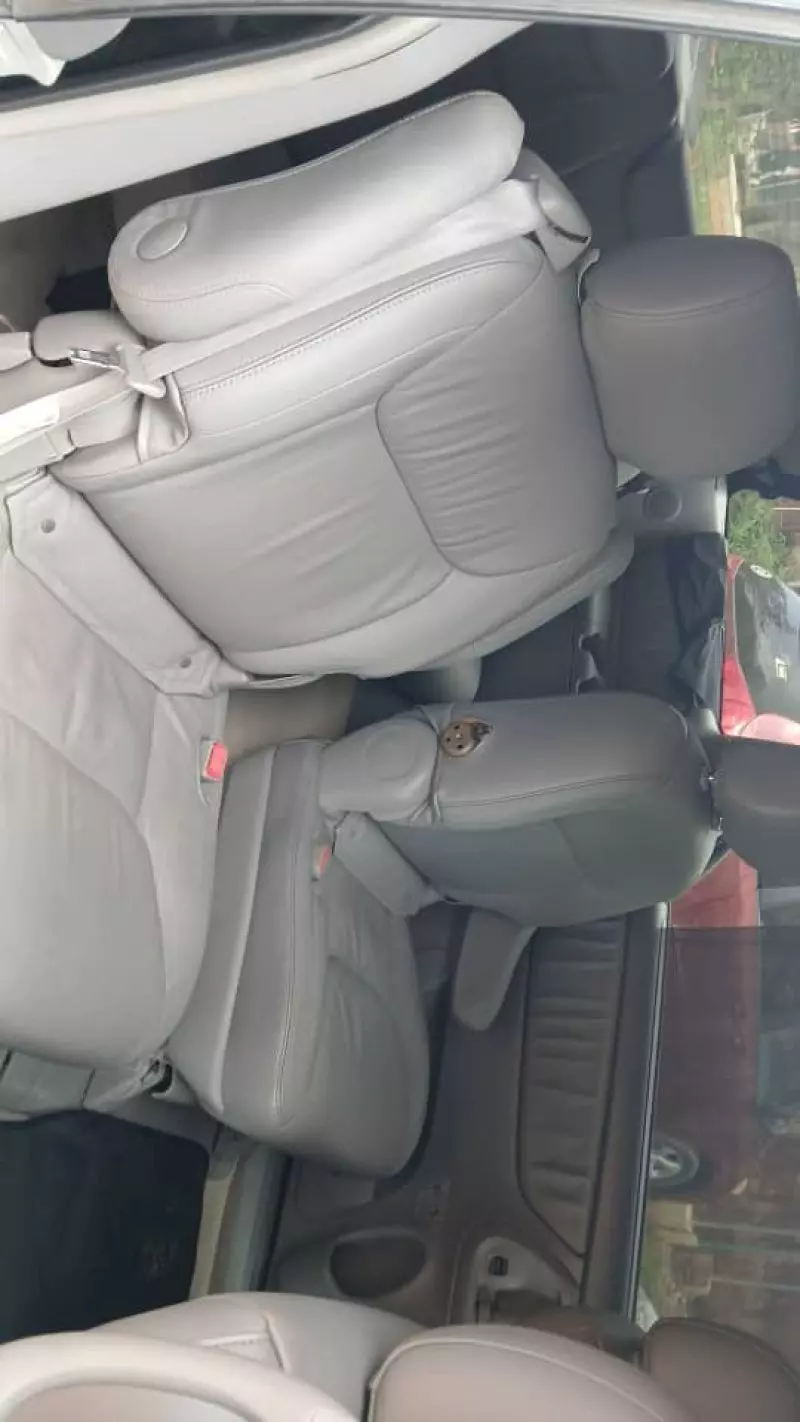 Toyota Sienna   - 2008