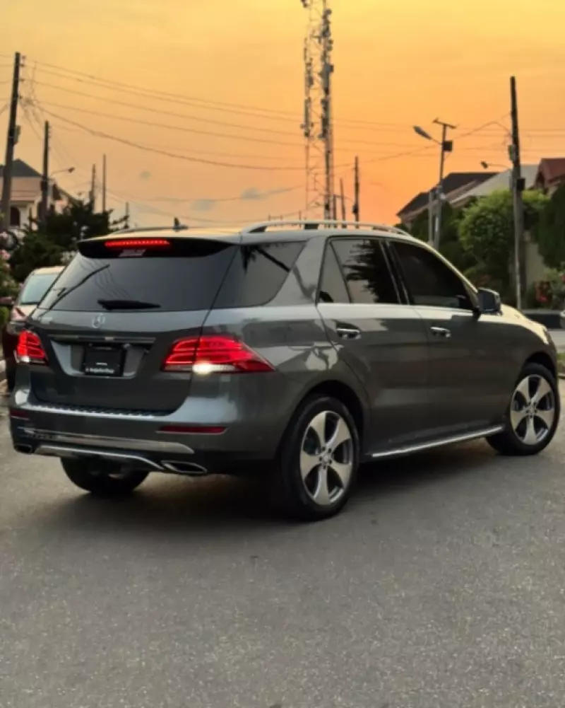 Mercedes-Benz GLE 350   - 2017