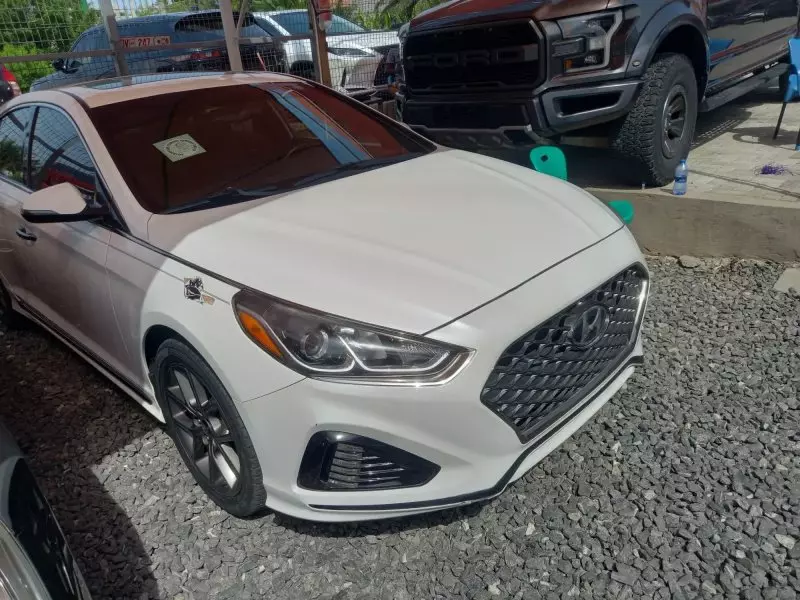 Hyundai Sonata   - 2019