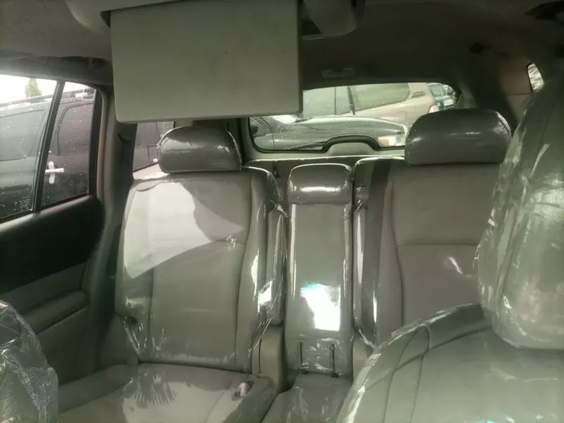 Toyota Highlander   - 2010