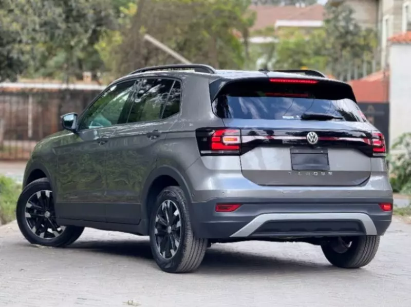 Volkswagen T-Cross   - 2020
