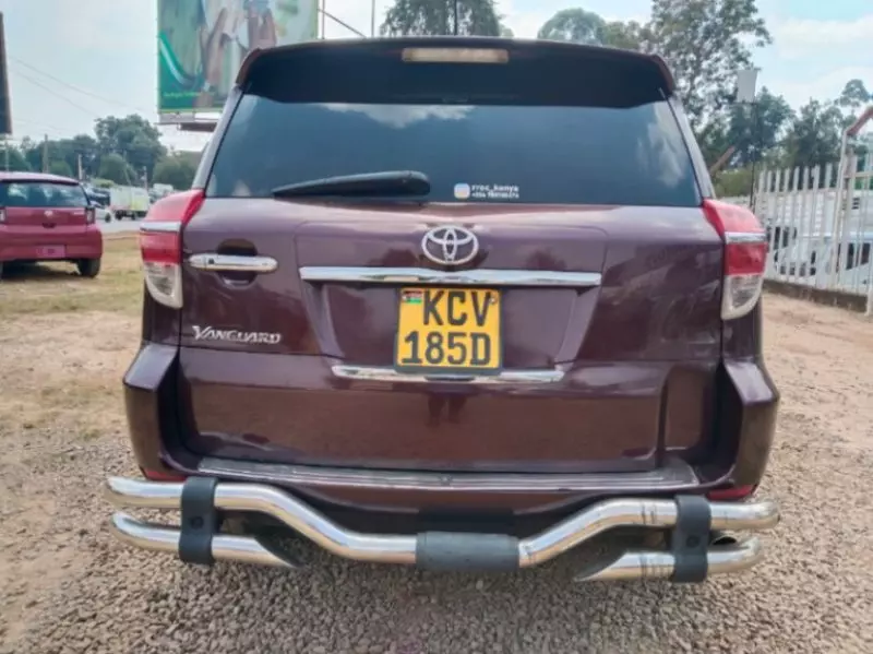 Toyota Vanguard    - 2012