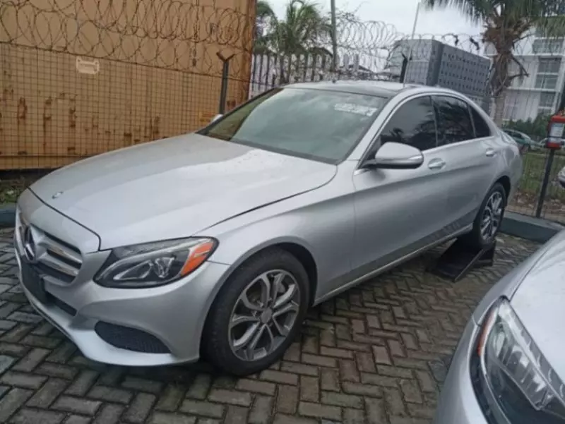 Mercedes-Benz C 300   - 2014