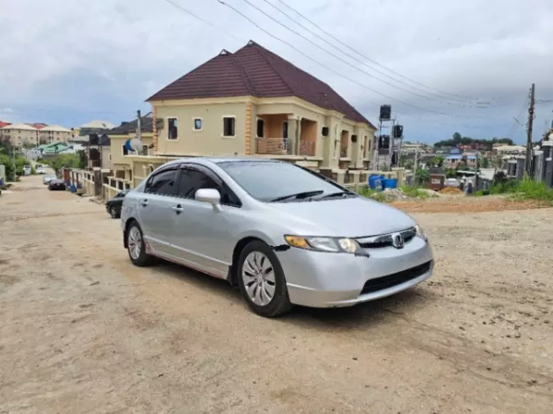 Honda Civic   - 2006