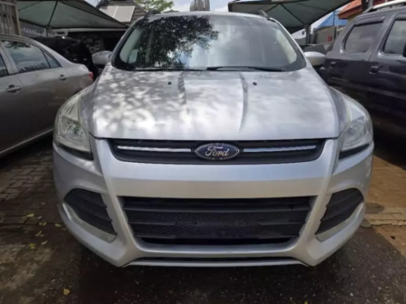 Ford Escape   - 2014