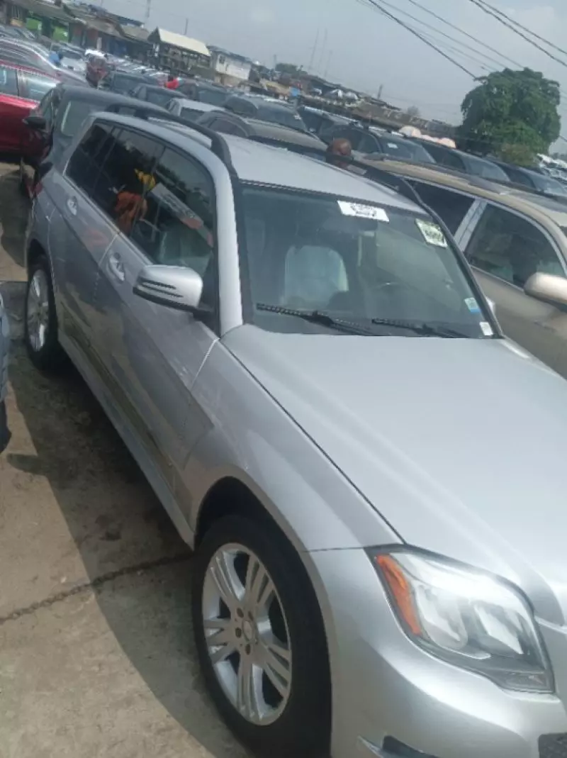 Mercedes-Benz GLK 350   - 2013
