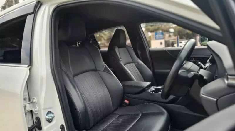 Toyota Harrier   - 2020