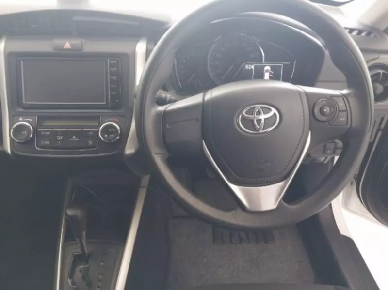 Toyota Fielder hybrid    - 2015