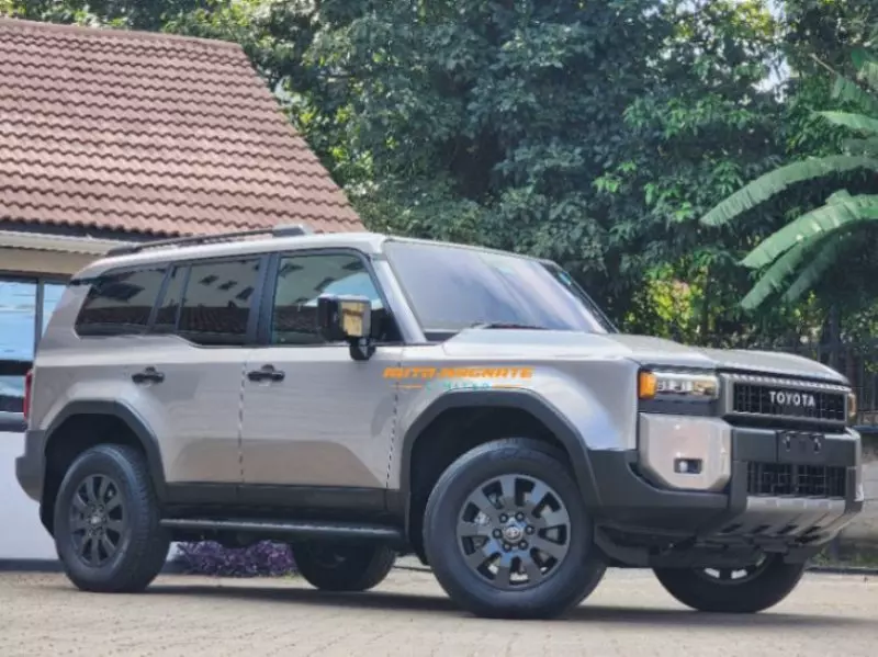 Toyota Landcruiser Prado   - 2024