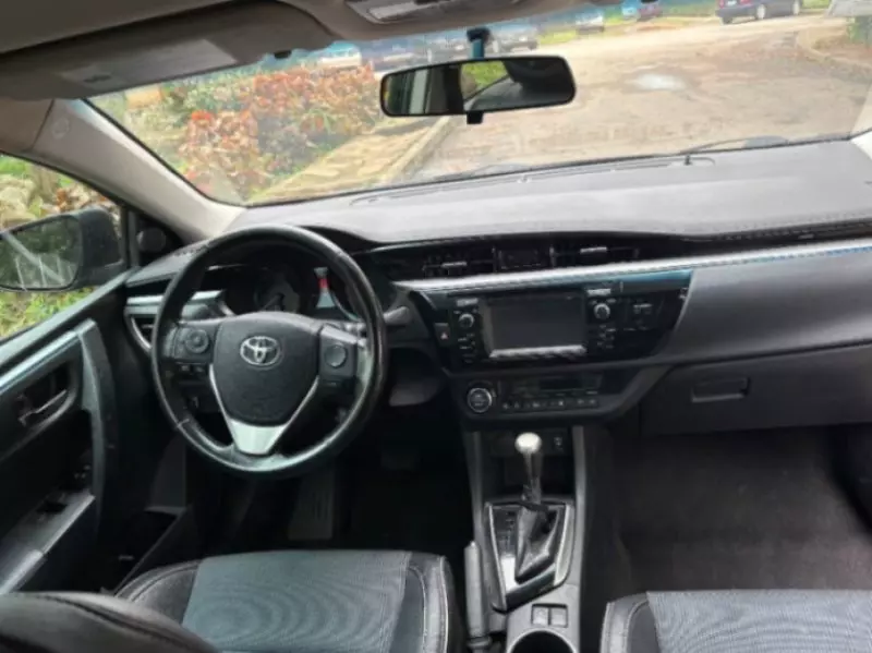 Toyota Corolla   - 2016