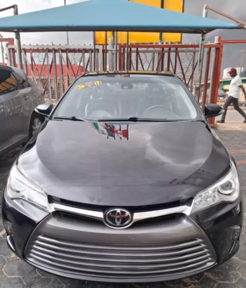 Toyota Camry   - 2017