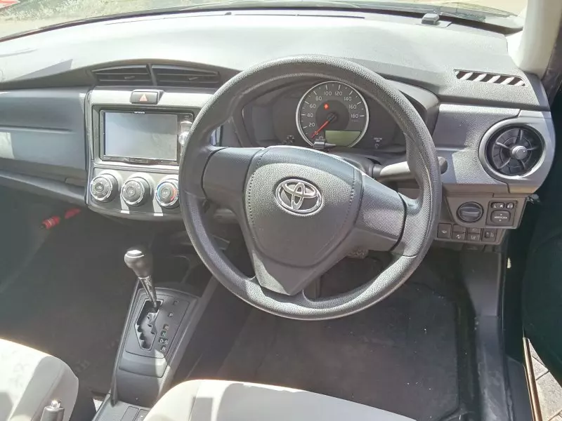 Toyota Axio    - 2017