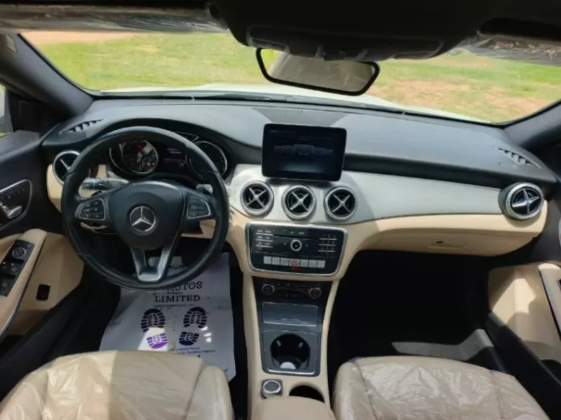 Mercedes-Benz CLA 250   - 2017
