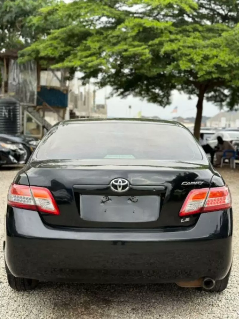 Toyota Camry   - 2008