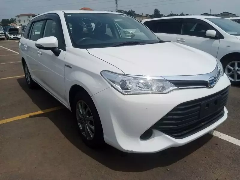 Toyota Fielder hybrid