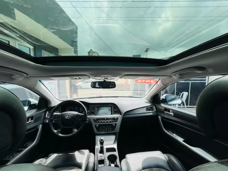 Hyundai Sonata   - 2015